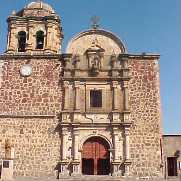 Visitar el Templo del Santo Santiago - TEQUILA, PUEBLOS MÁGICOS